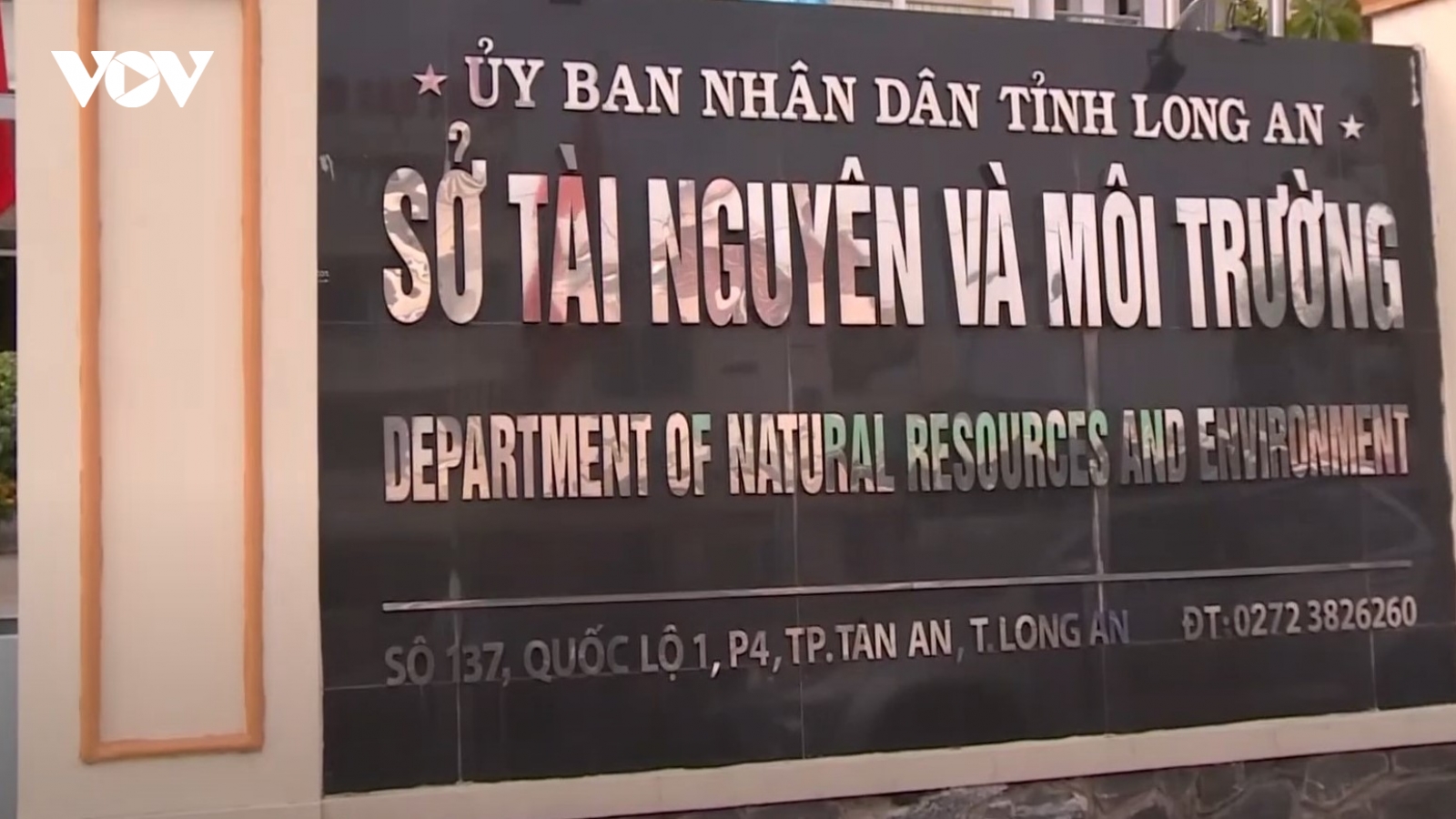 Long An yêu cầu di dời cơ sở tái chế vỏ xe cao su phế liệu