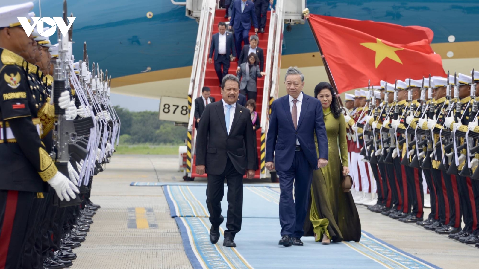 Indonesia bắn 7 loạt đại bác chào đón Tổng Bí thư Tô Lâm và Phu nhân