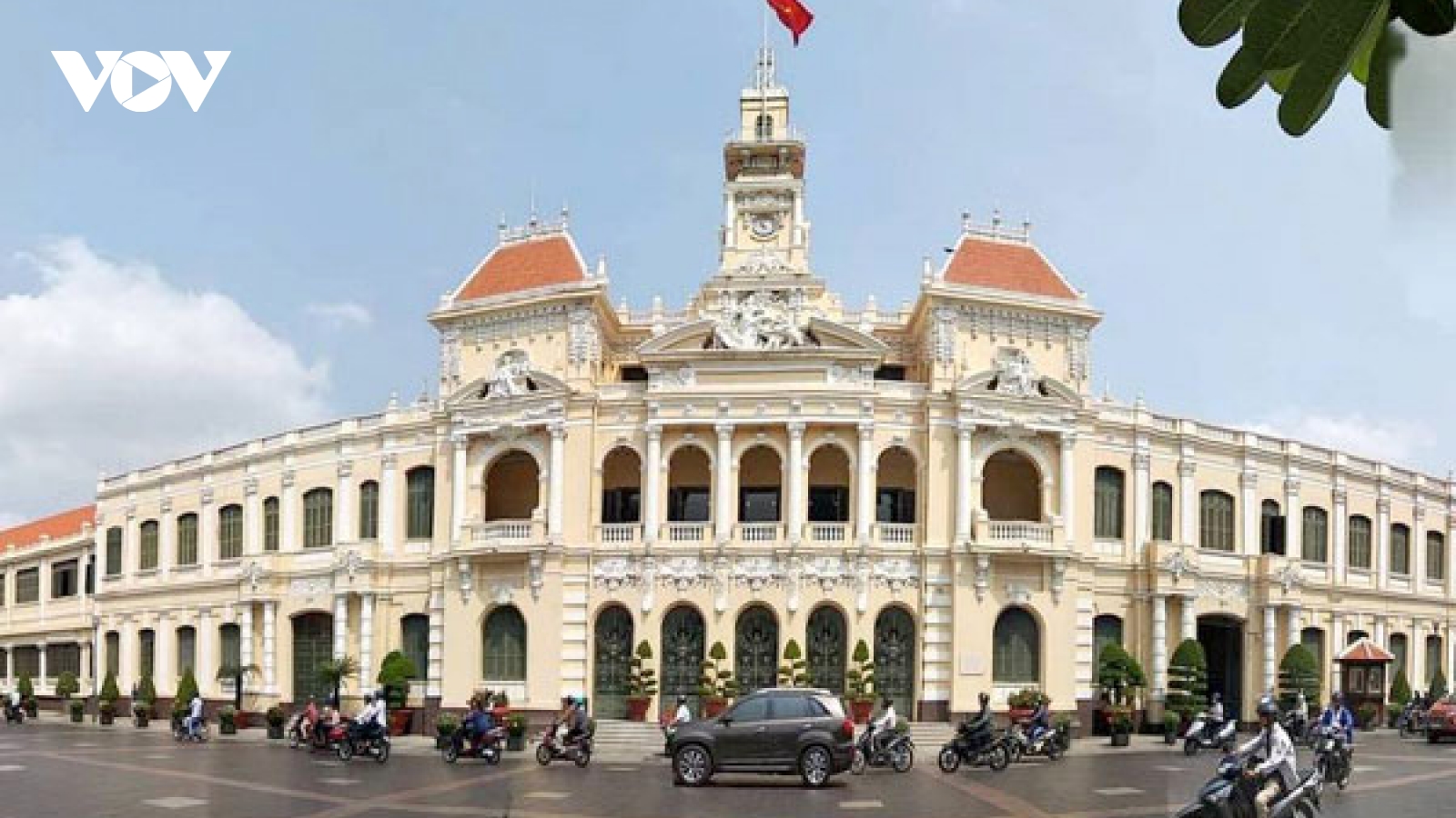 TP.HCM tạm dừng đại hội đảng các cấp để tập trung sắp xếp bộ máy