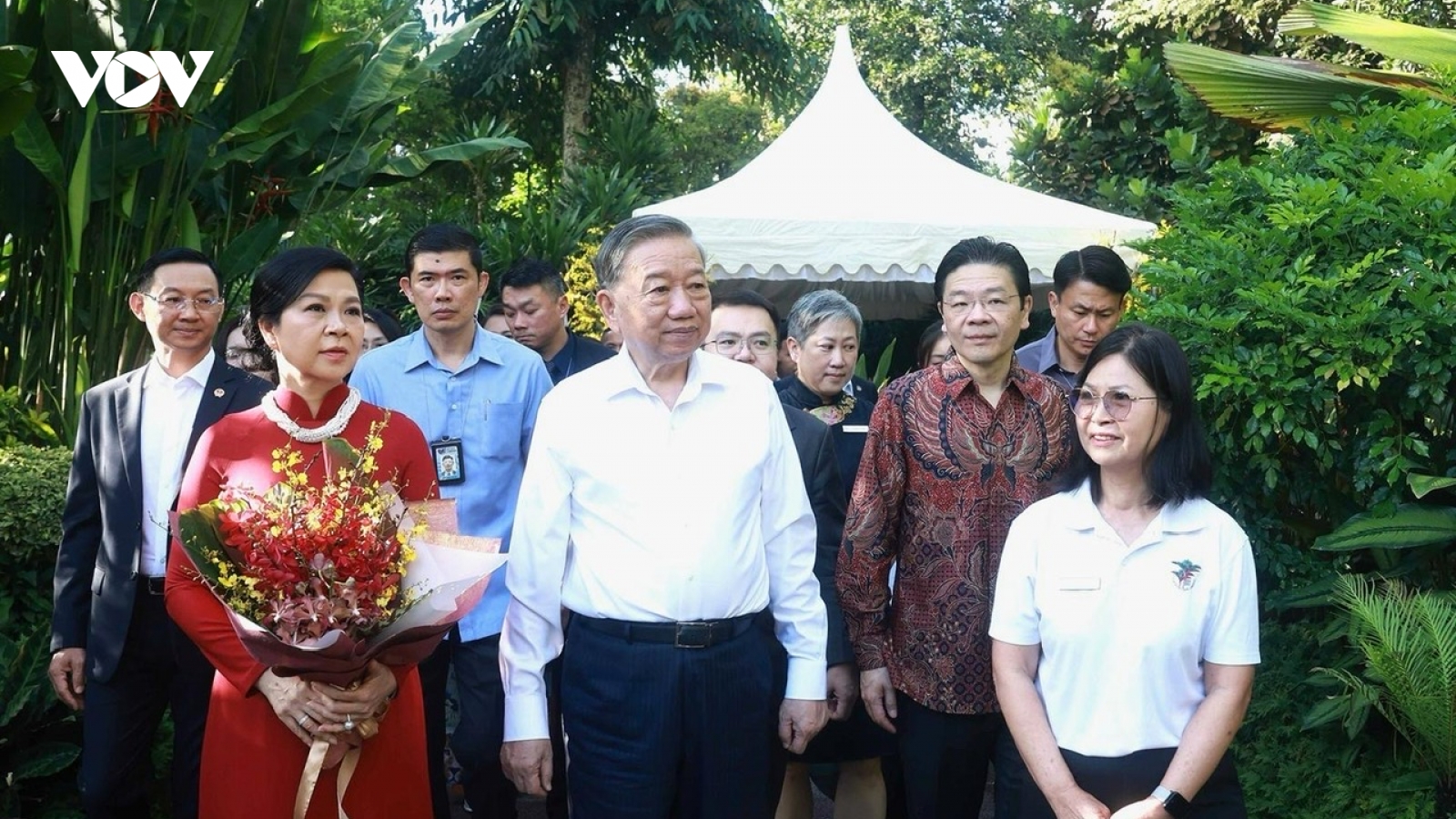 Thủ tướng Singapore thăm Việt Nam: Củng cố hợp tác chiến lược toàn diện