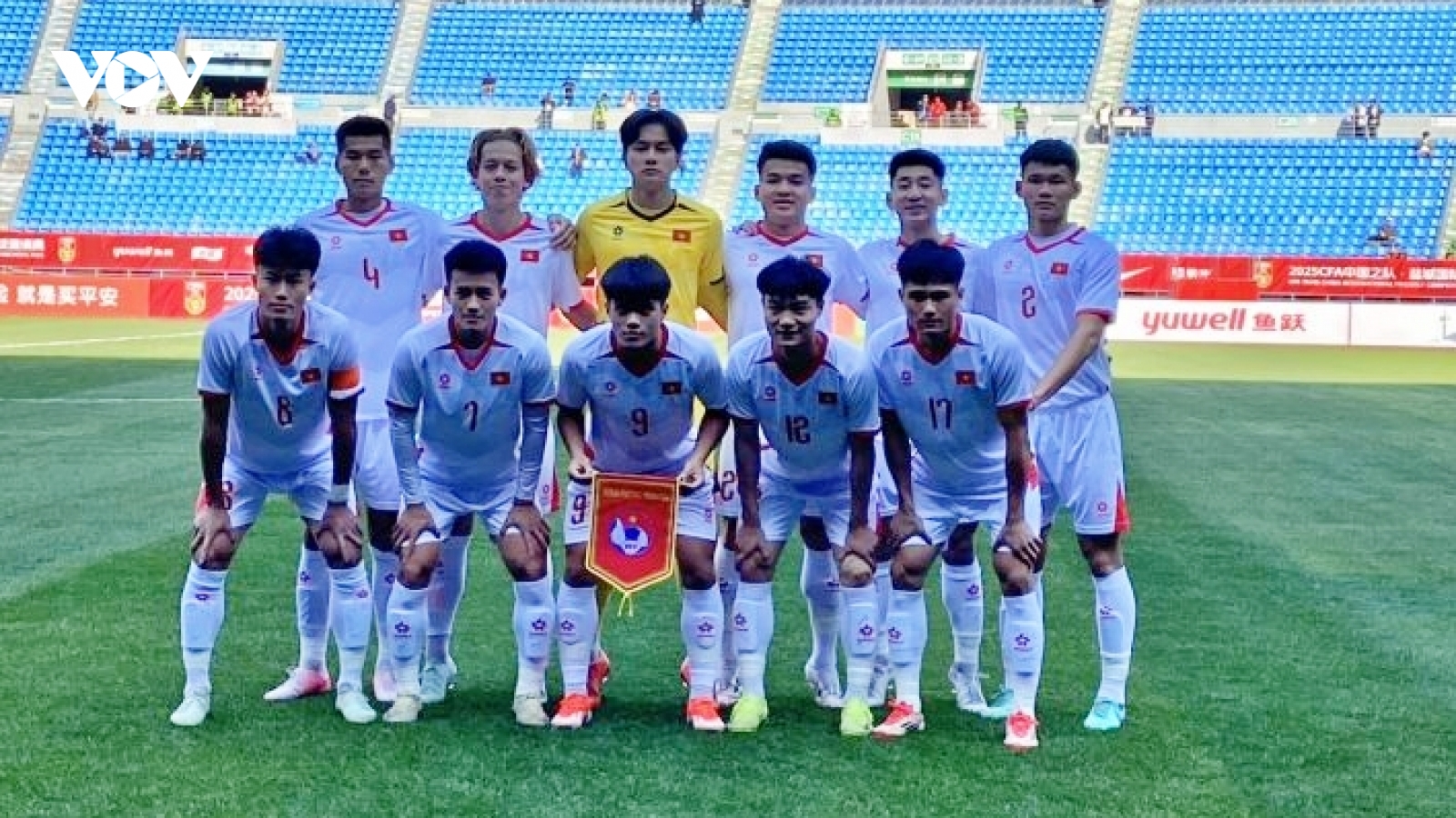 Video Thanh Nhàn ghi siêu phẩm vào lưới U22 Hàn Quốc