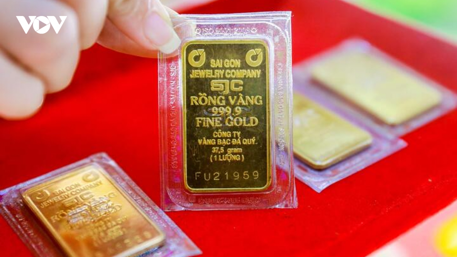 Mẹ chồng muốn “giữ hộ” của hồi môn hơn 10 lượng vàng giúp tôi