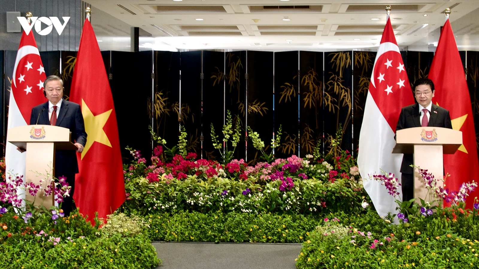 Việt Nam và Singapore nâng cấp quan hệ lên Đối tác chiến lược toàn diện