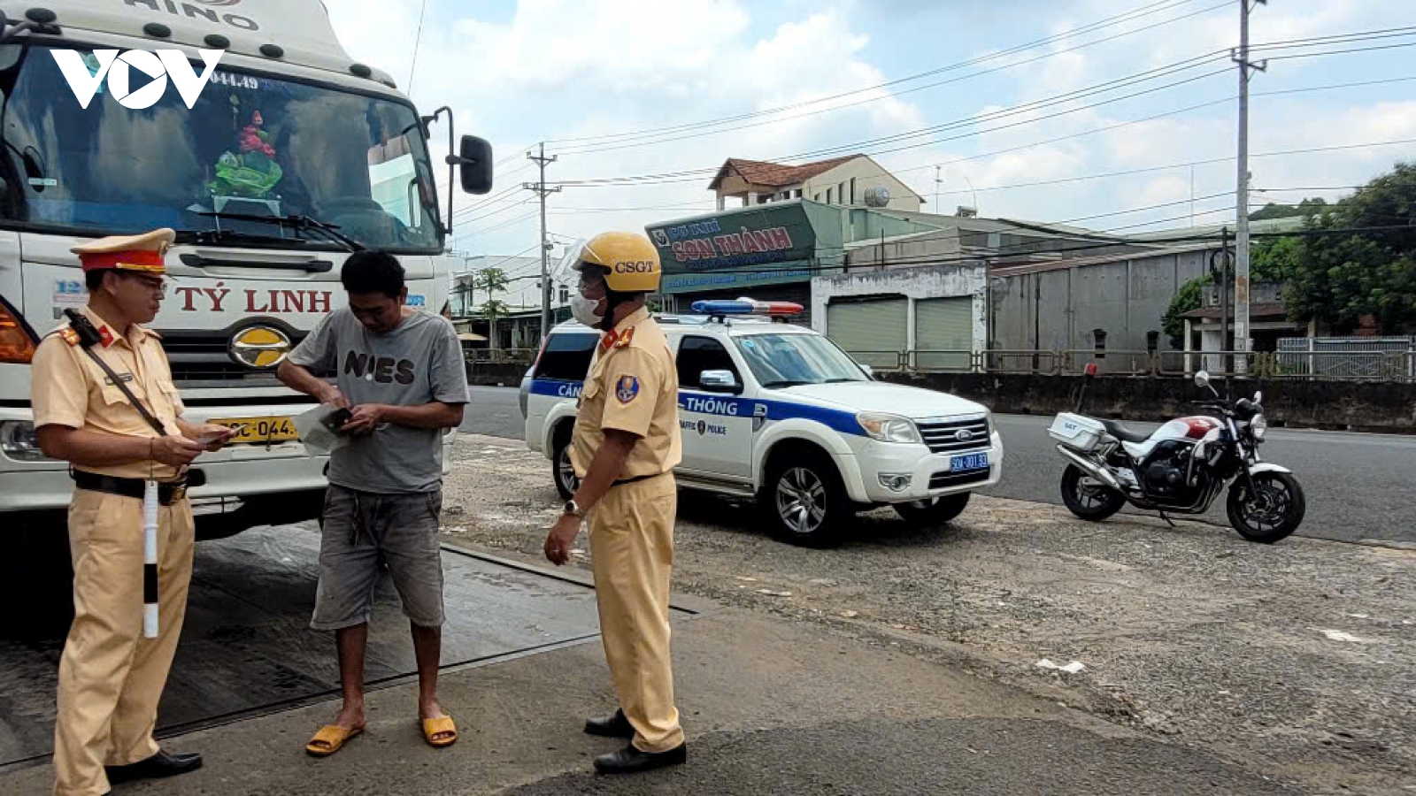 CSGT Đồng Nai triển khai chuyên đề xử lý xe quá khổ, quá tải