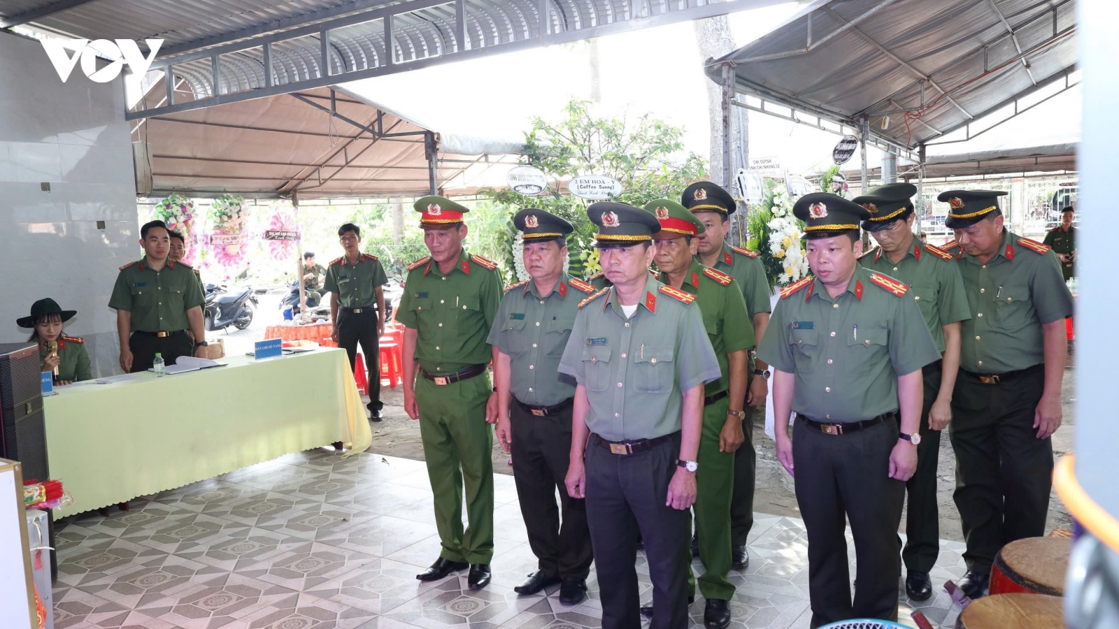 Đại úy công an hy sinh khi truy bắt đối tượng đánh bắt thủy sản trái phép