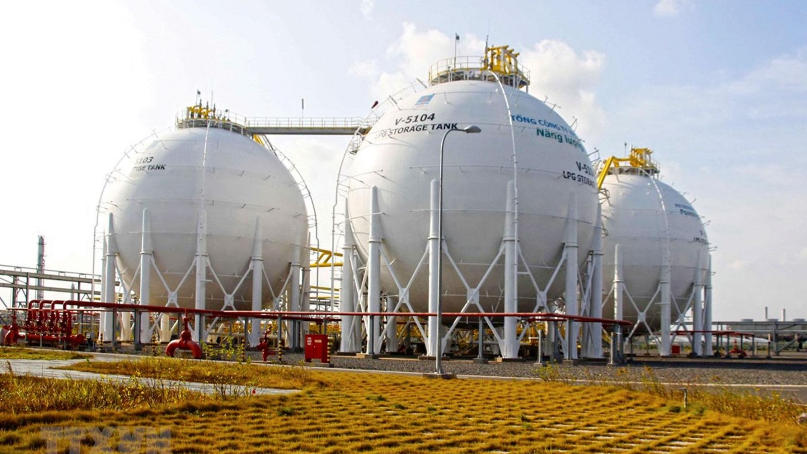 Long An sẽ khởi công hai nhà máy nhiệt điện LNG vào đầu quý III/2025