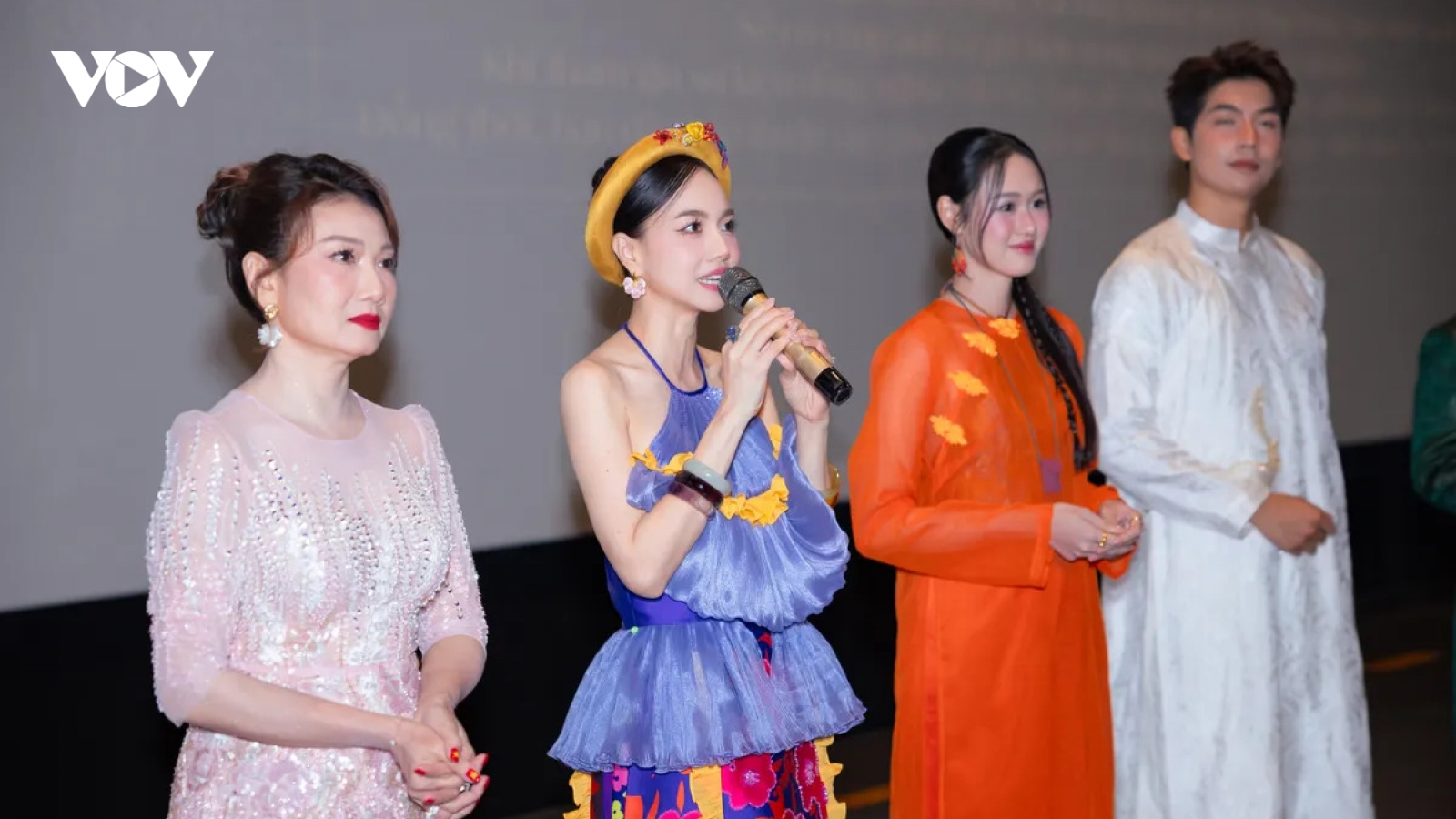 Đóng "Thám tử Kiên", NSND Mỹ Uyên bị Đinh Ngọc Diệp làm trật xương sườn