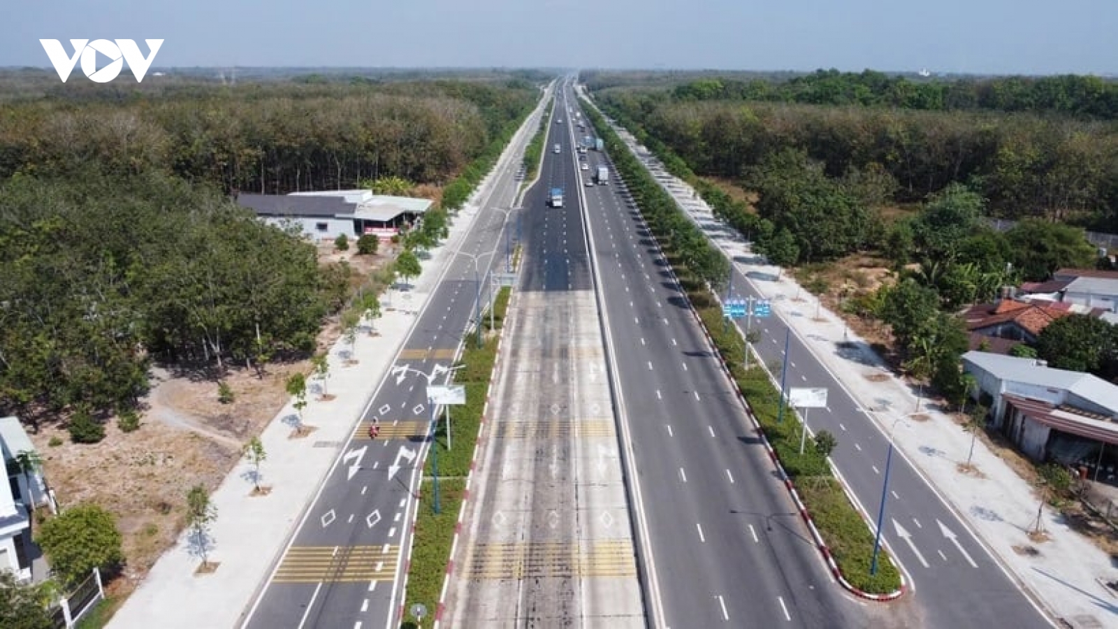 Hiệu quả kinh tế nhìn từ việc kết nối các dự án giao thông trọng điểm