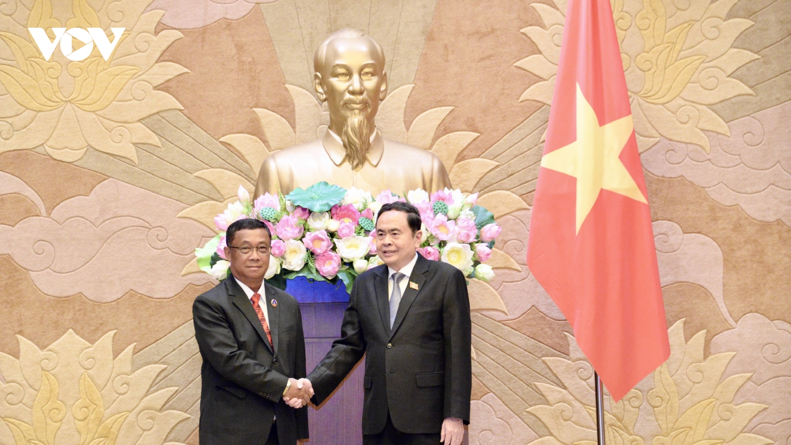Chủ tịch Quốc hội Trần Thanh Mẫn tiếp Phó Chủ tịch Quốc hội Lào