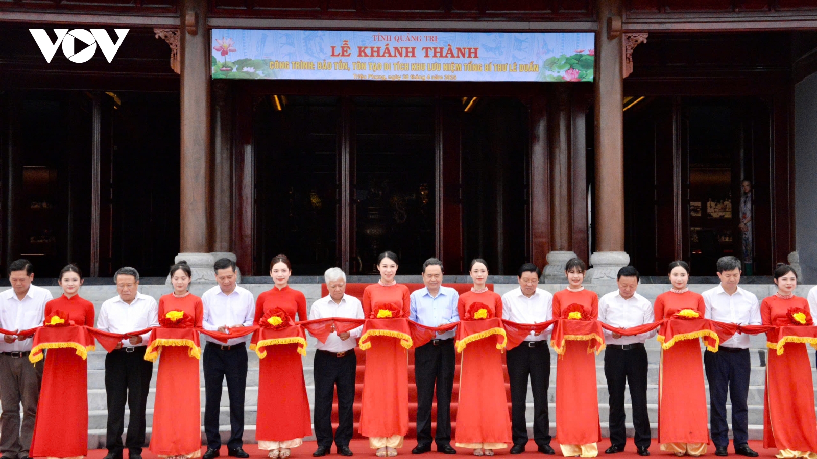 Chủ tịch Quốc hội dự Lễ khánh thành, tôn tạo Khu lưu niệm Tổng Bí thư Lê Duẩn