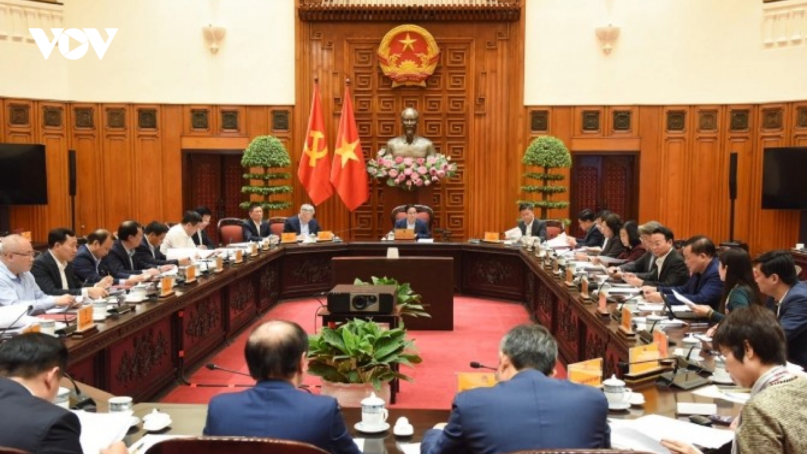 PM Chinh urges preparation of goods list for 0% tariff negotiation