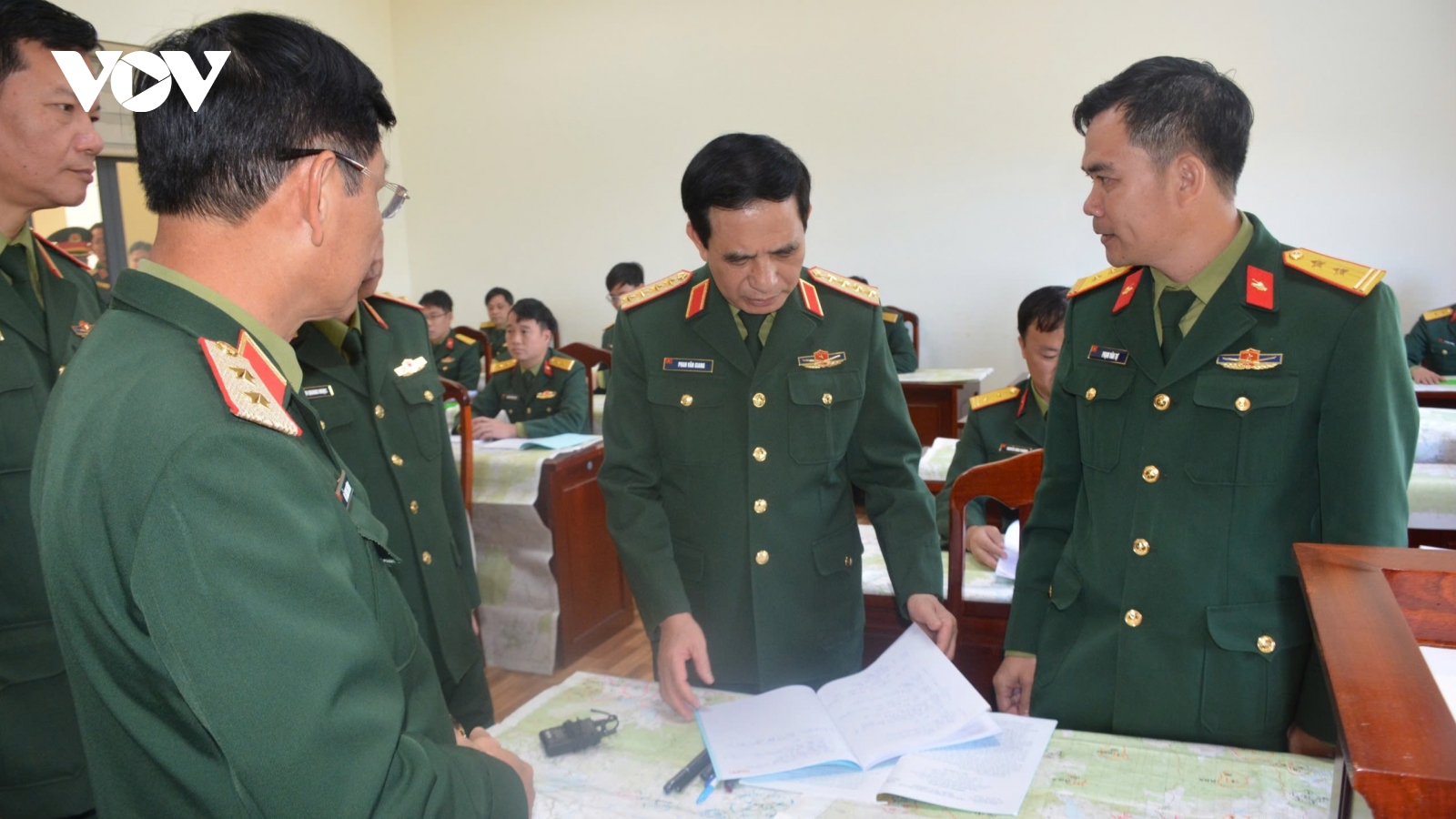 Đại tướng Phan Văn Giang làm việc với Học viện Lục quân