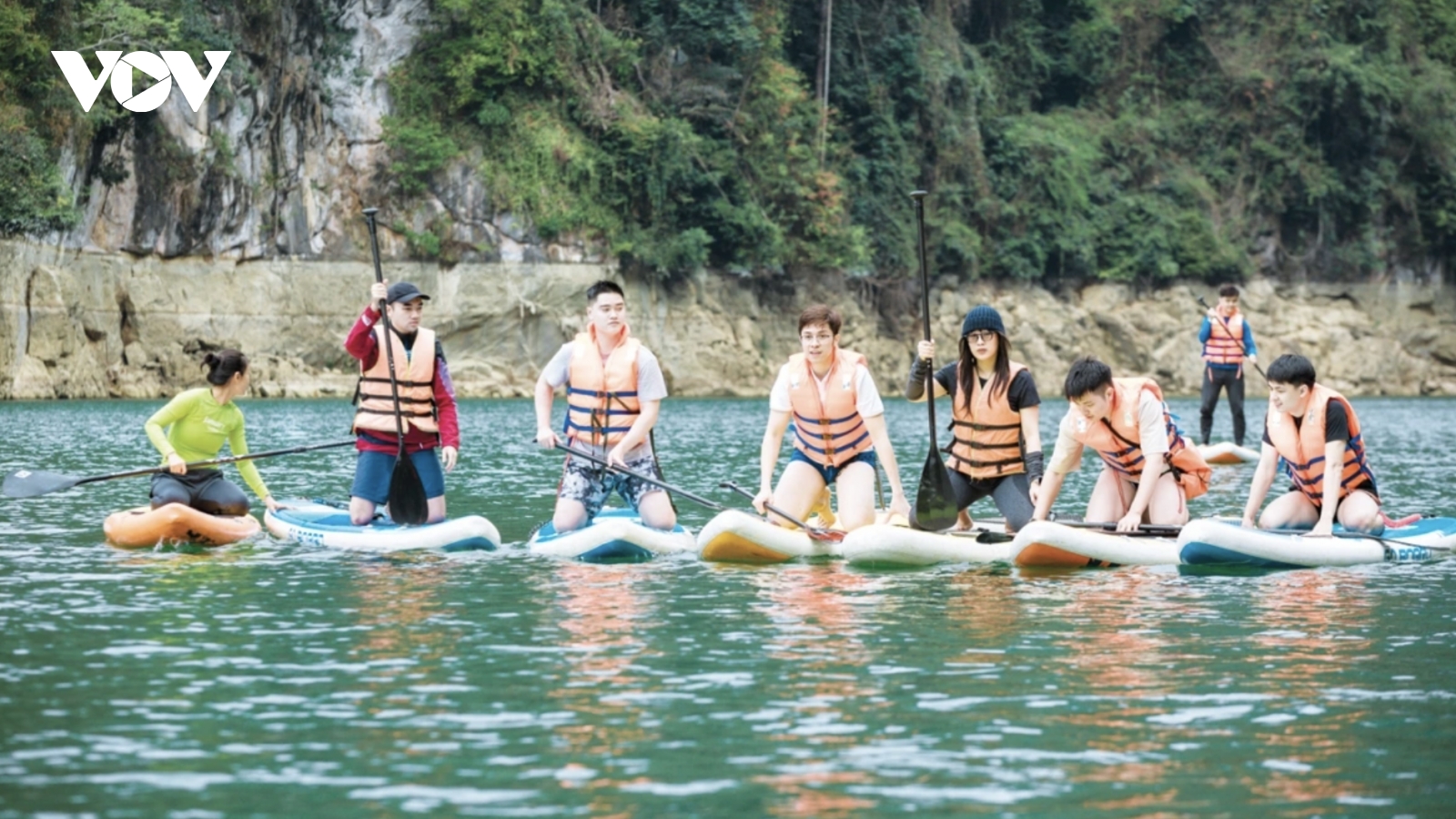 Ba Be and Na Hang - attractive destinations for adventure lovers