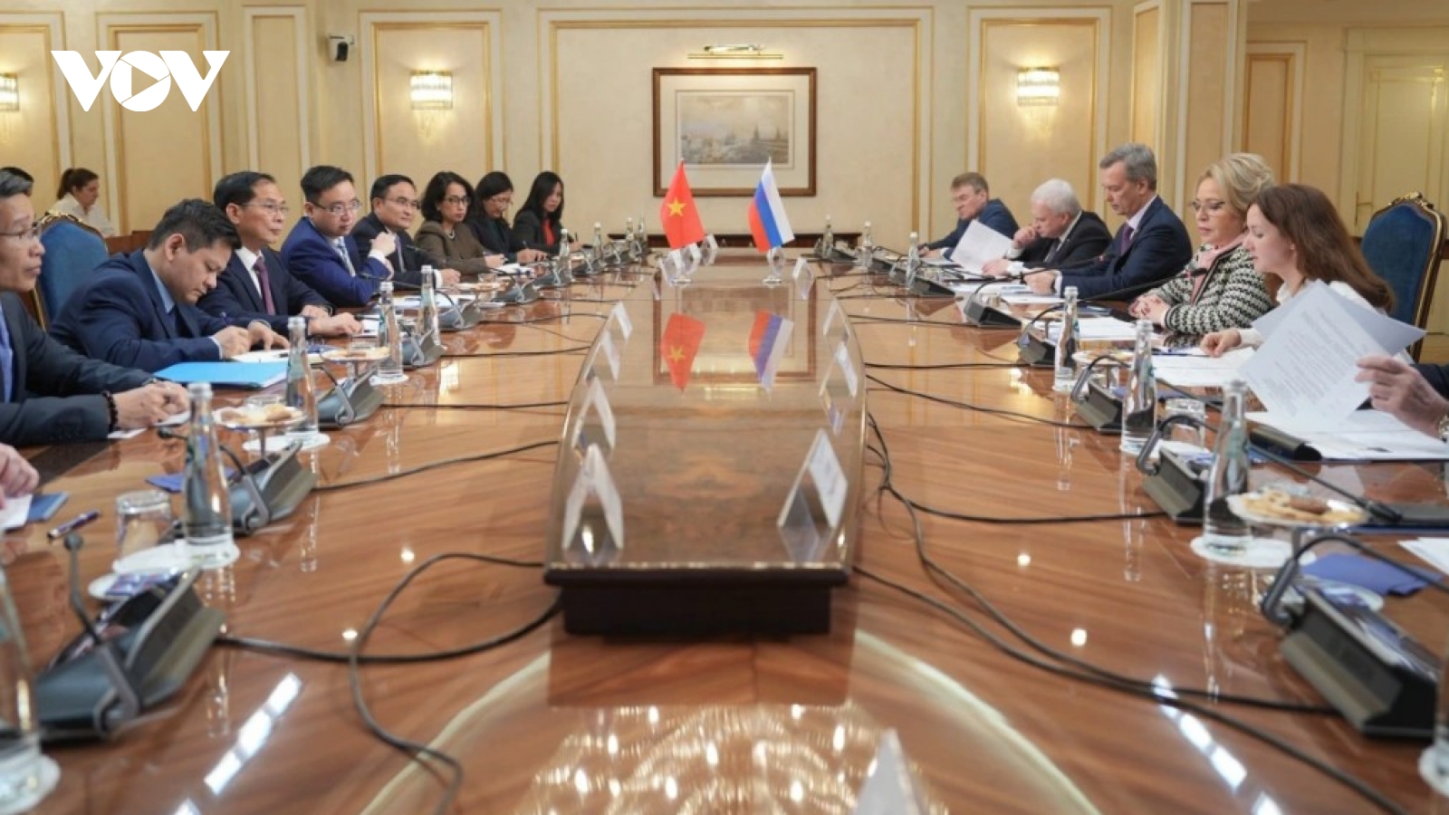 Deputy PM meets with Russian leaders