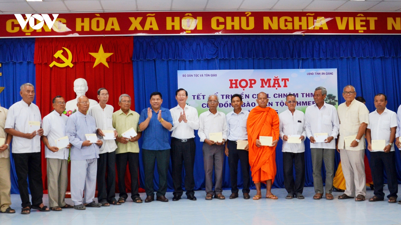 Bộ Dân tộc và Tôn giáo chúc Tết Chôl Chnăm Thmây của đồng bào dân tộc Khmer