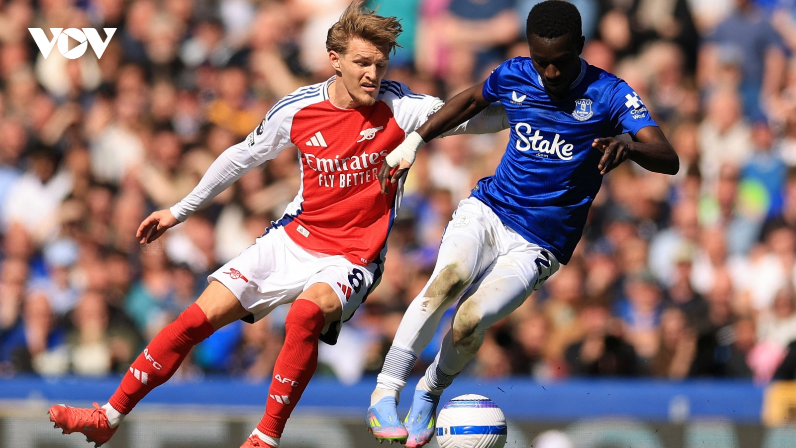 Kết quả bóng đá hôm nay 5/4: Arsenal xa dần chức vô địch Ngoại hạng Anh