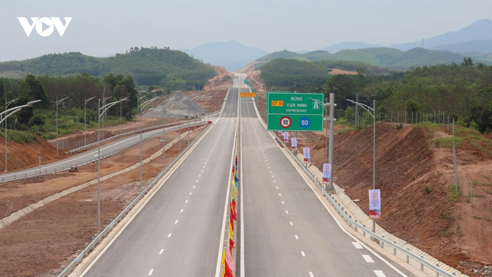 Bộ Xây dựng yêu cầu siết chặt kỷ cương thi công hạ tầng giao thông