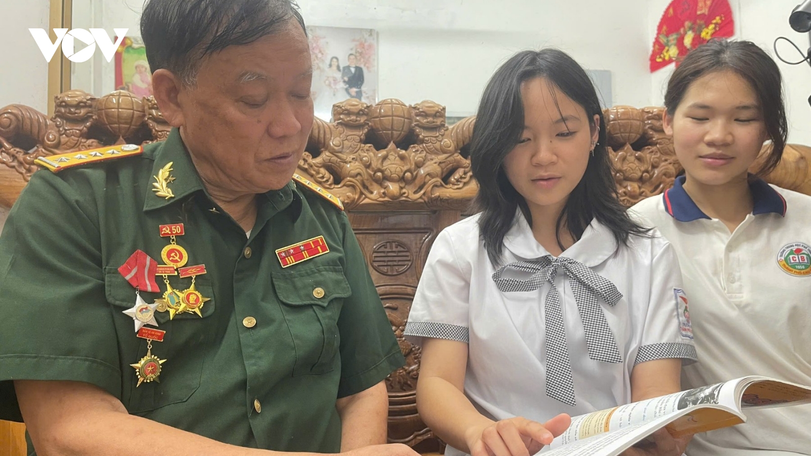 Từ Pác Bó đến Sài Gòn