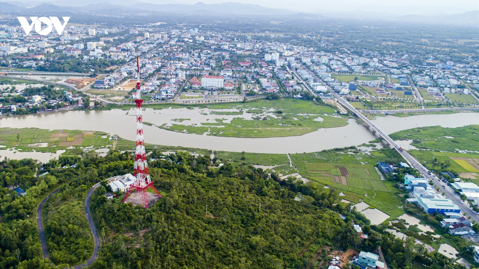 Chính quyền địa phương 2 cấp: Cấp xã quyền nhiều hơn, trách nhiệm nặng nề hơn