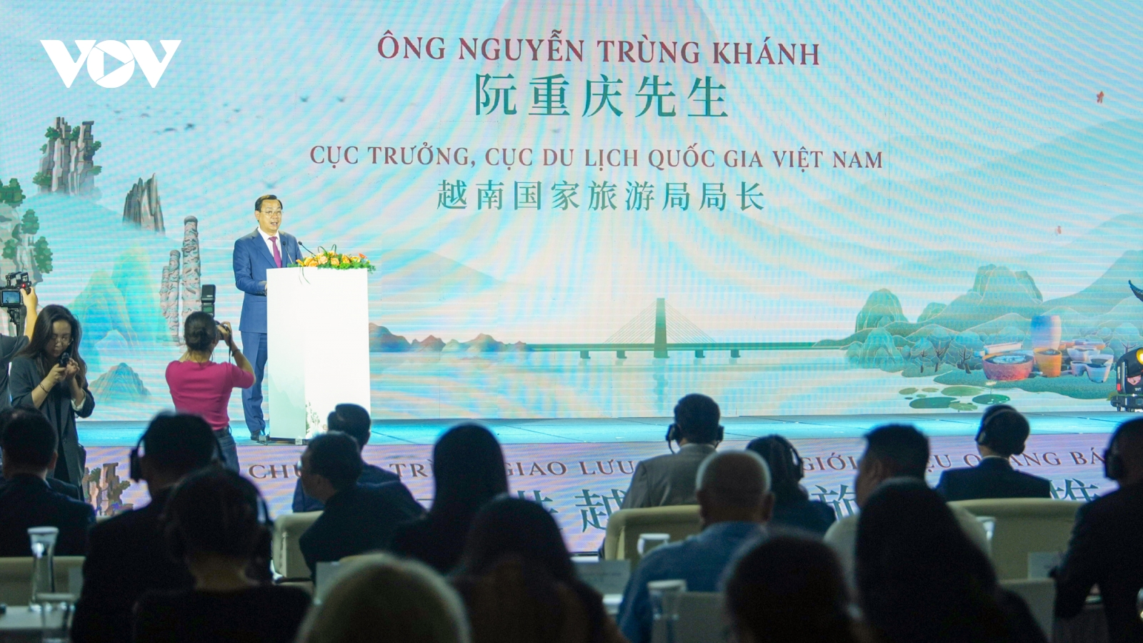 Nâng cấp tuyến du lịch giữa các điểm đến Việt Nam với Hồ Nam (Trung Quốc)