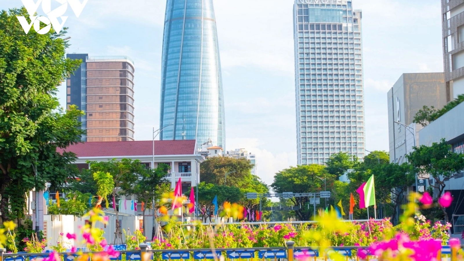 Thông qua Nghị quyết tán thành chủ trương hợp nhất tỉnh Quảng Nam với Đà Nẵng