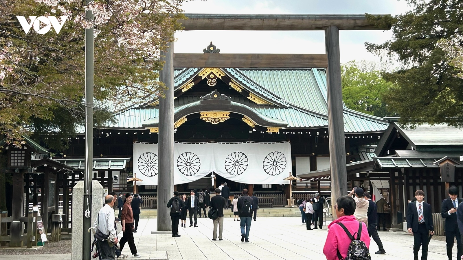 Thủ tướng Nhật Bản Ishiba gửi lễ vật “Masakaki” đến đền Yasukuni