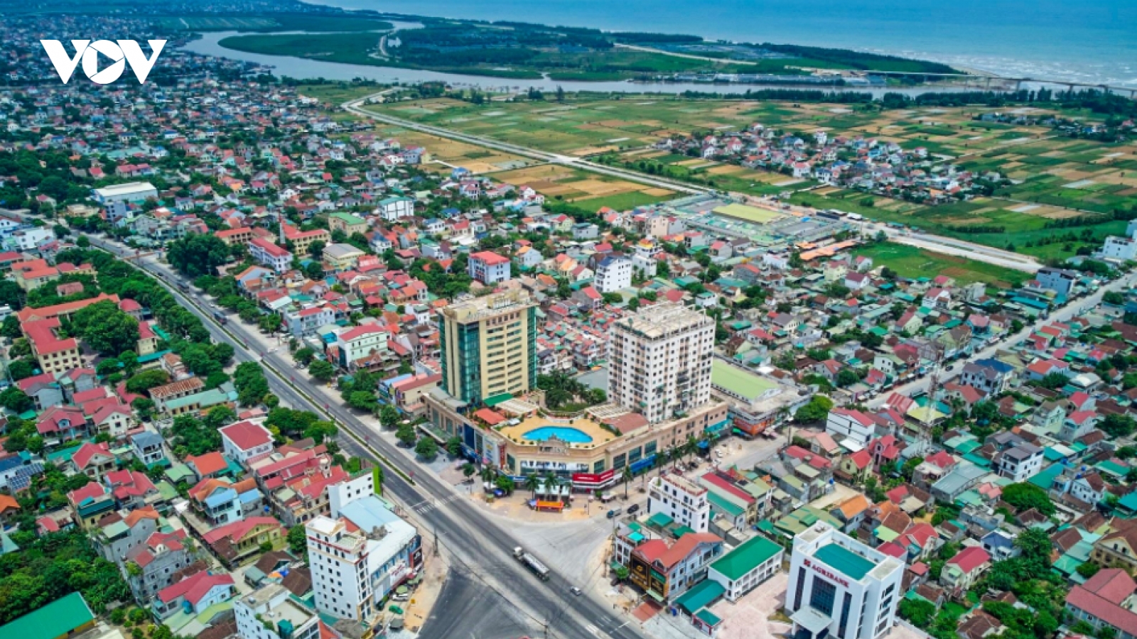 Dự kiến hơn 3.500 cán bộ, công chức ở Nghệ An dôi dư sau sắp xếp