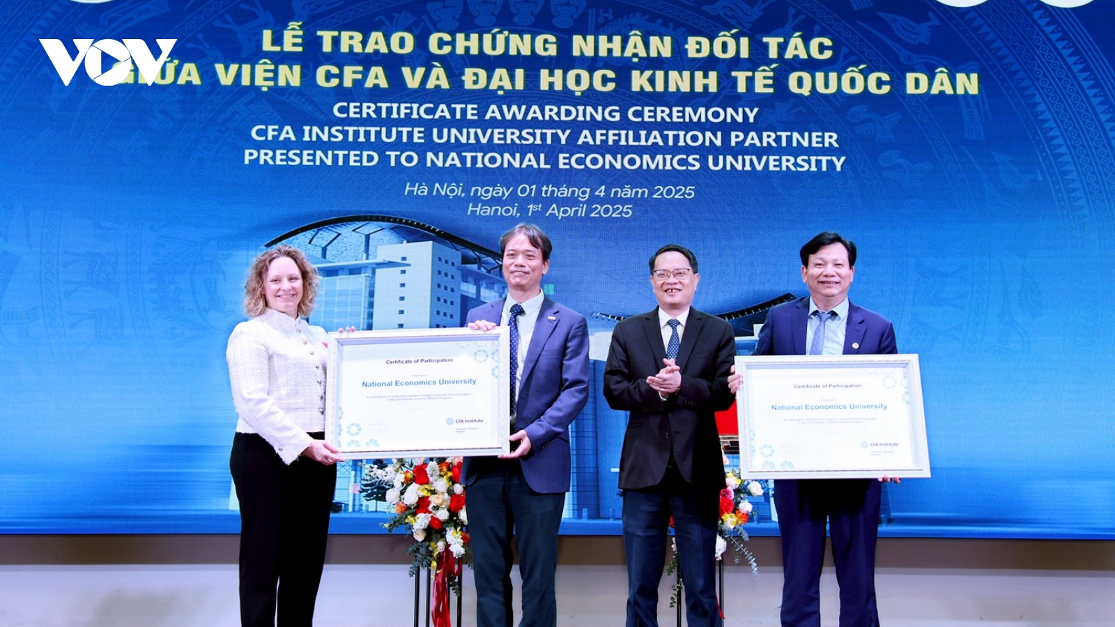 Viện CFA của Hoa Kỳ trao chứng nhận đối tác cho Đại học Kinh tế Quốc dân