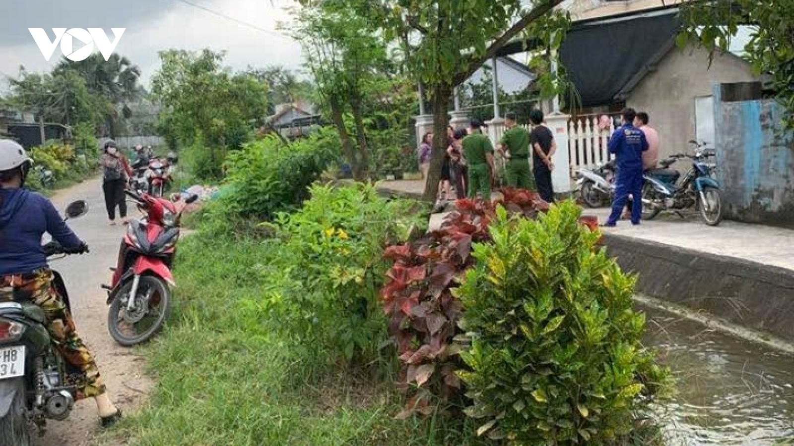 Bé gái 2 tuổi nghi đuối nước tử vong tại Phú Yên