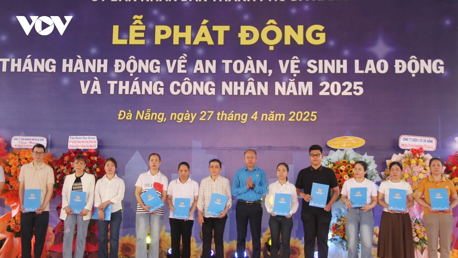 Phát động Tháng hành động về An toàn, vệ sinh lao động và Tháng Công nhân