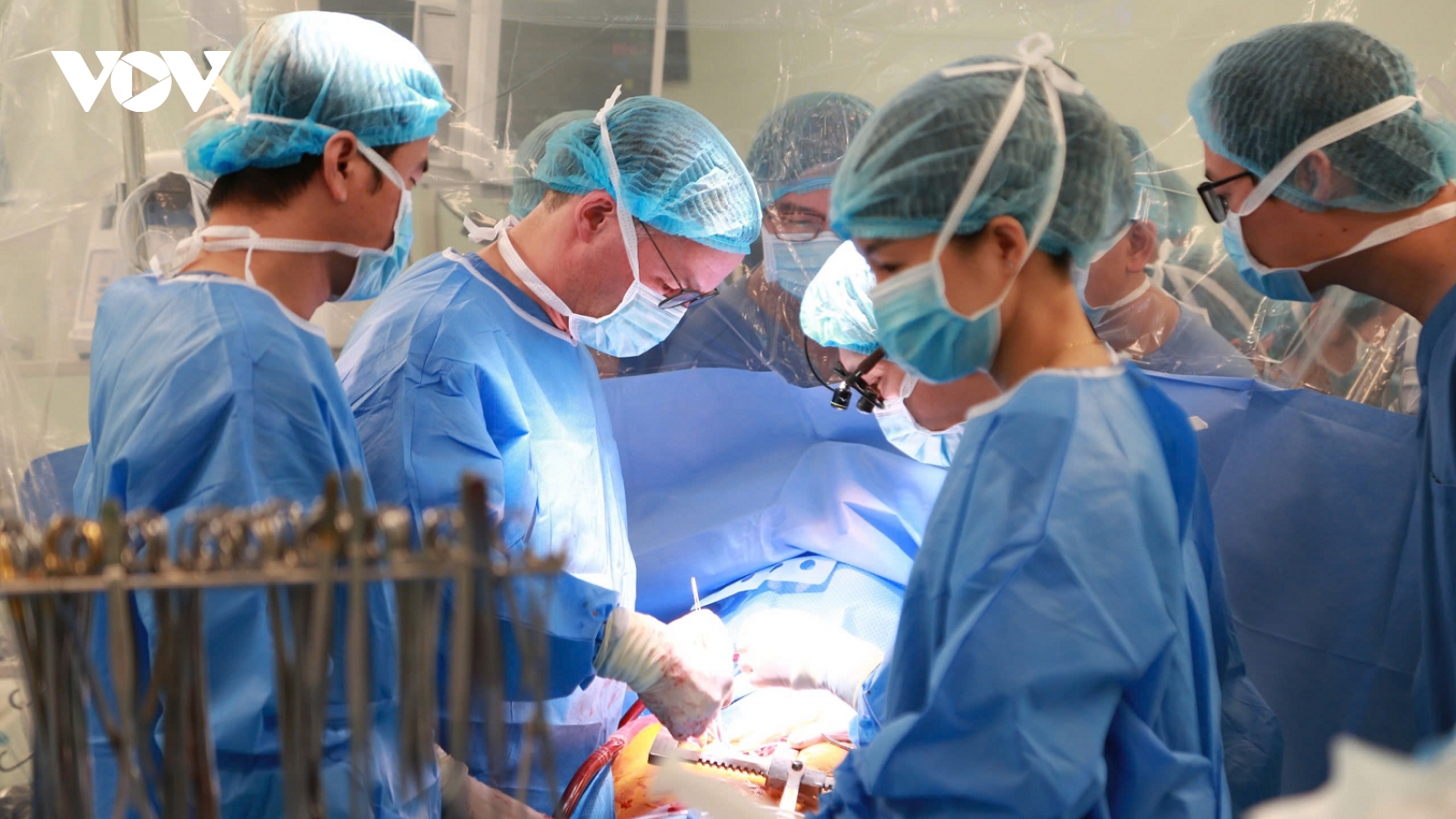 Lần đầu cấy ghép thành công tim nhân tạo bán phần thế hệ 3 tại Việt Nam