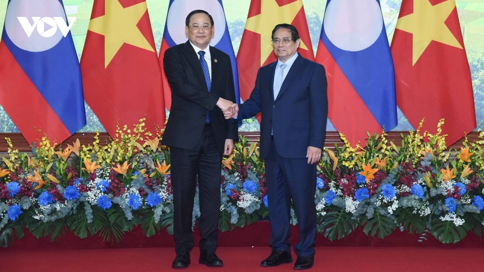 Việt Nam - Lào nhất trí hướng tới kim ngạch thương mại song phương 5 tỷ USD
