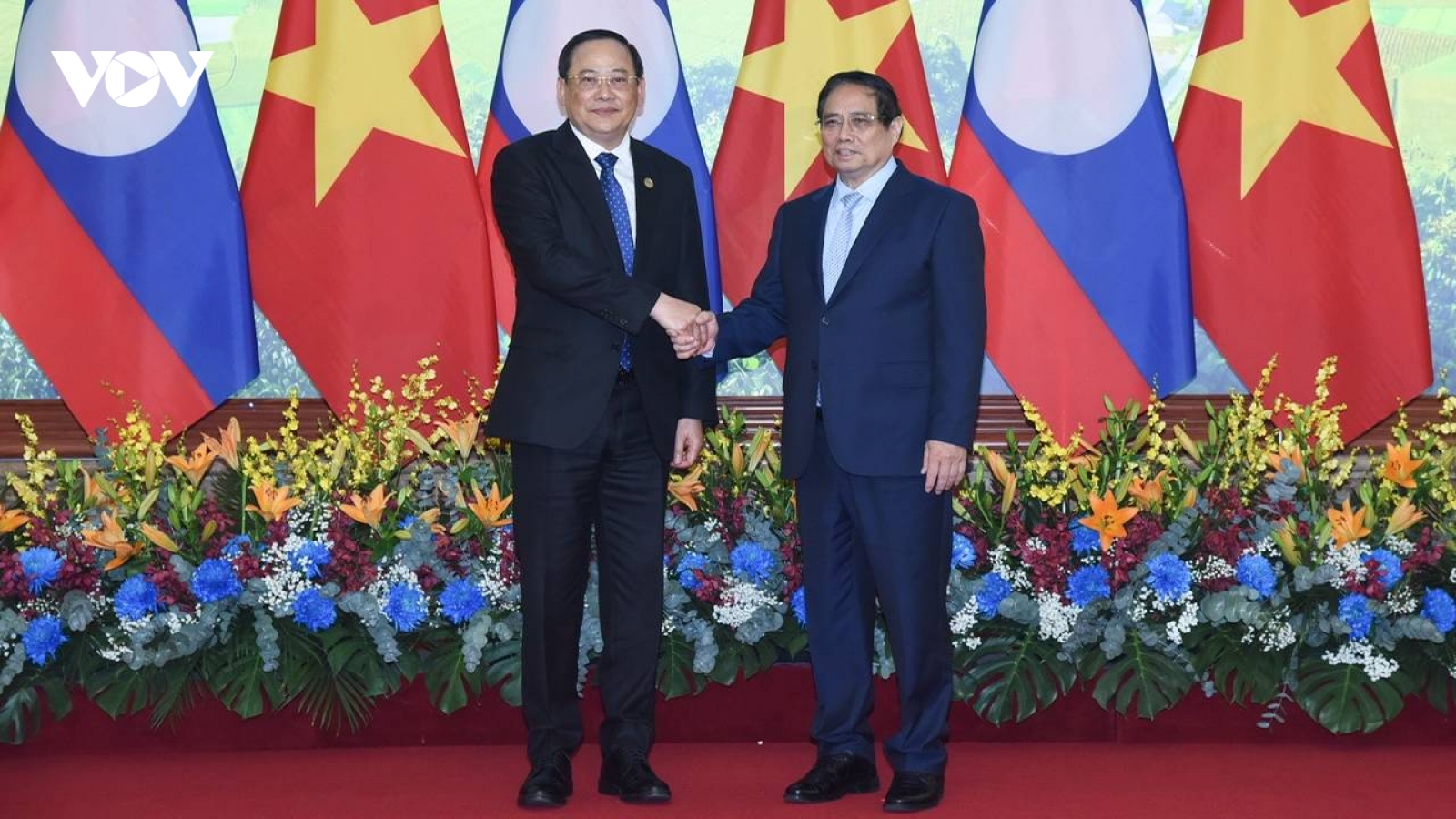 Việt Nam - Lào nhất trí hướng tới kim ngạch thương mại song phương 5 tỷ USD