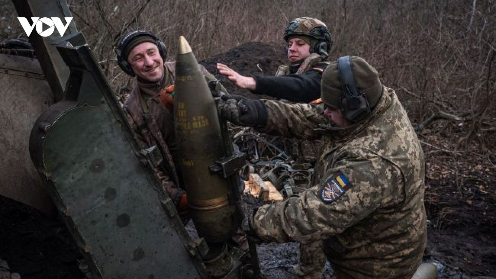 Lý do ông Trump “thiên vị” Nga, chĩa mũi tên vào Ukraine trên bàn đàm phán