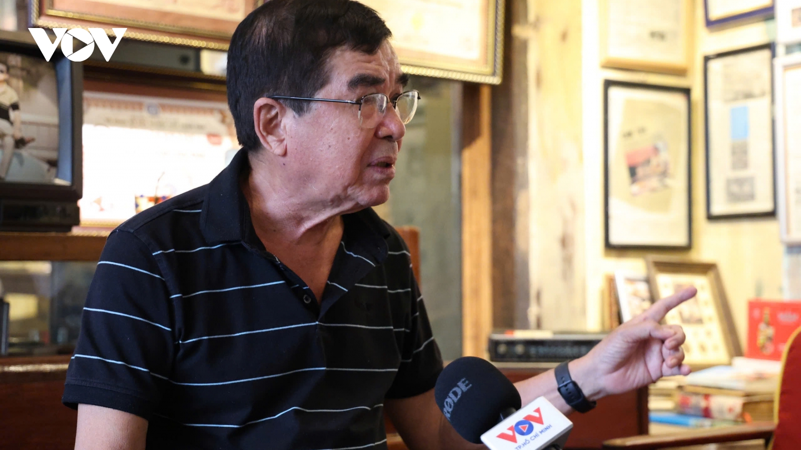 "Nhiều bạn bè sĩ quan kêu di tản, nhưng tôi chọn ở lại Sài Gòn"