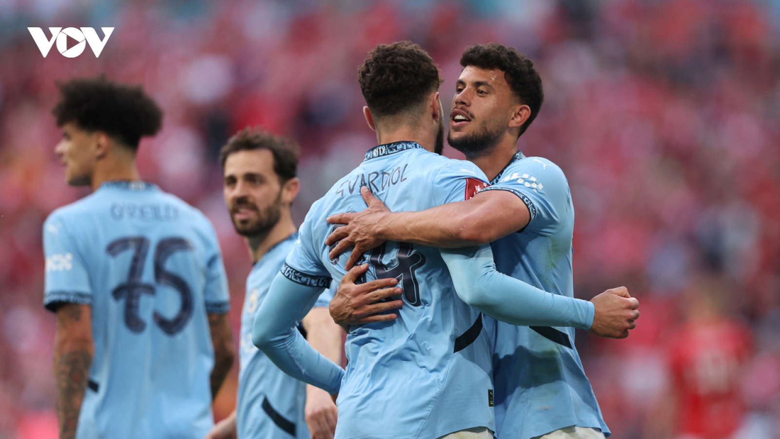 Kết quả bóng đá hôm nay 28/4: Man City vào chung kết