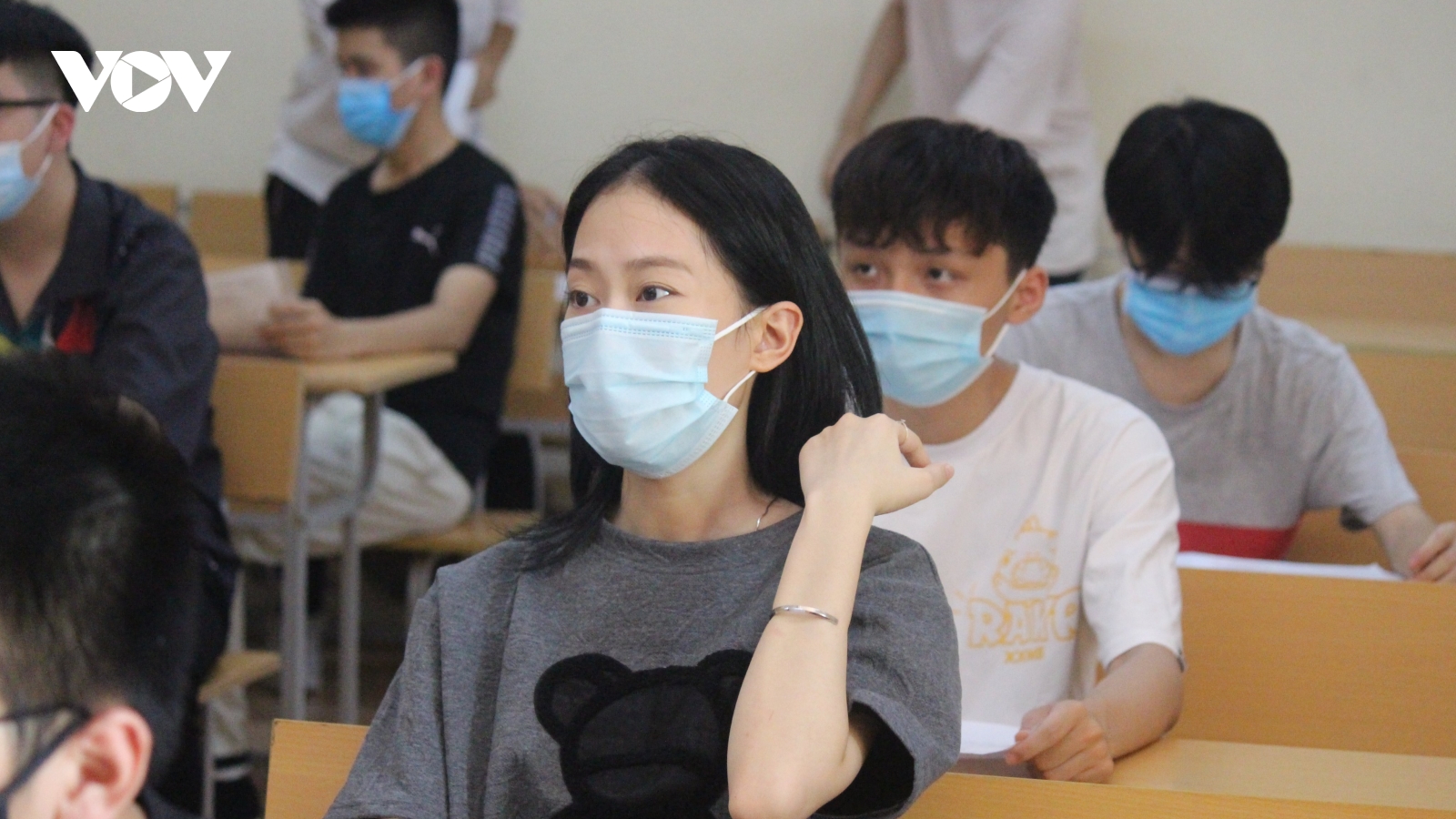 Vẫn còn những lớp học thêm "miễn phí" nhưng đóng tiền theo nhiều cách
