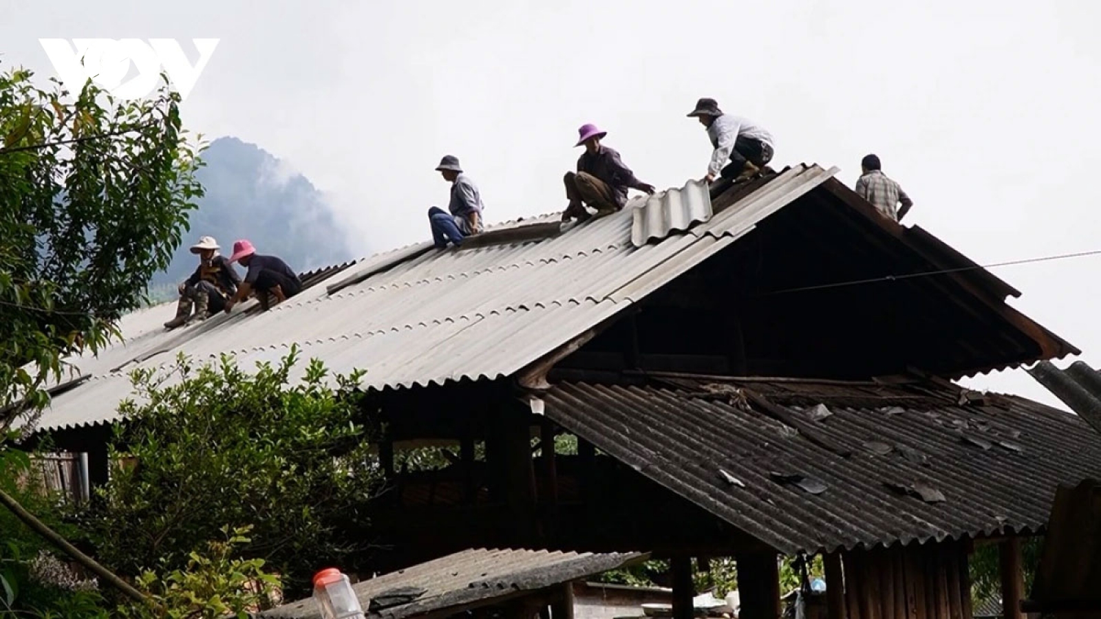 Lan tỏa phong trào giúp nhau xóa nhà tạm, nhà dột nát ở Lào Cai