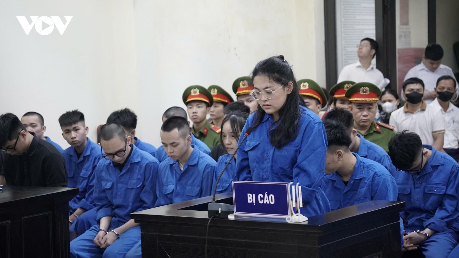Xét xử 24 "quái xế" vụ tông tử vong cô gái dừng đèn đỏ ở Hà Nội