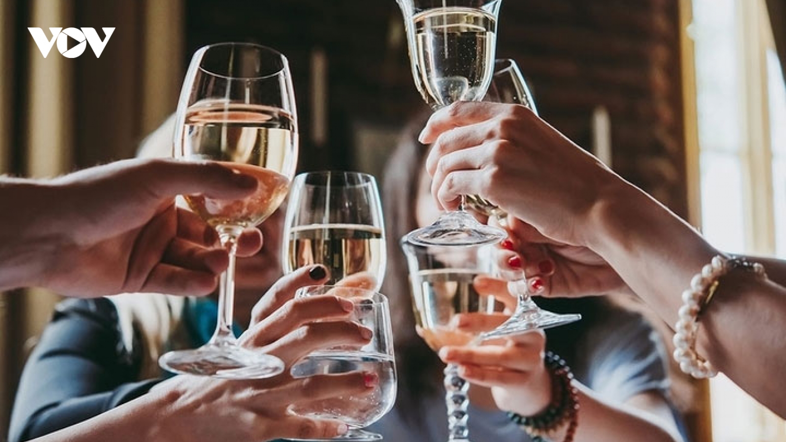 Mẹo uống rượu bia không gây hại sức khỏe