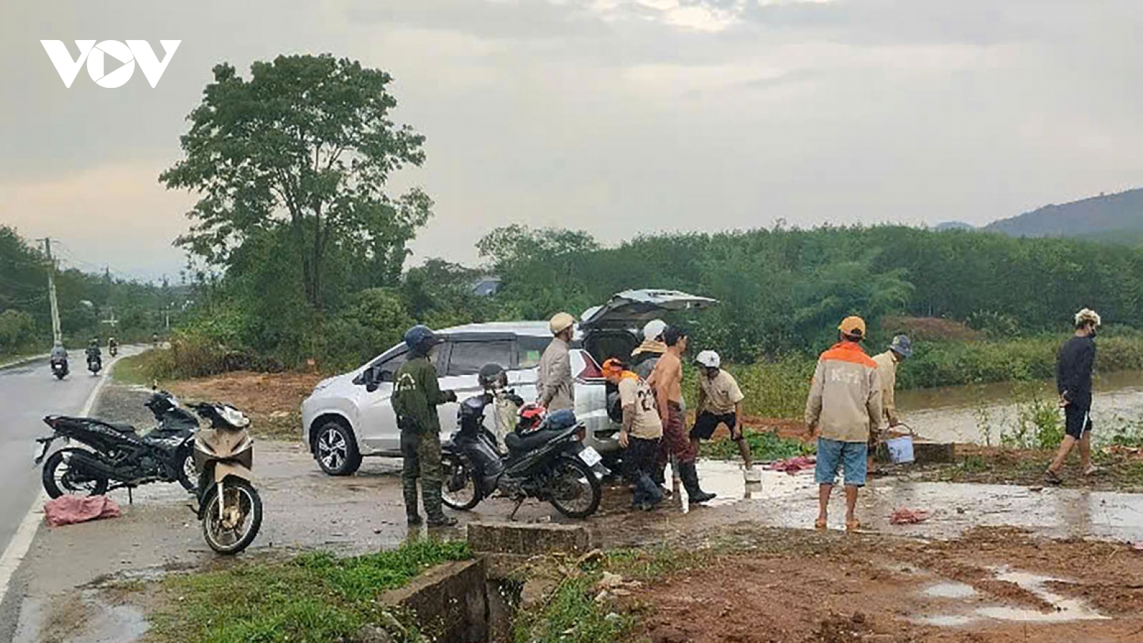 7 người ở Kon Tum thương vong do sét đánh