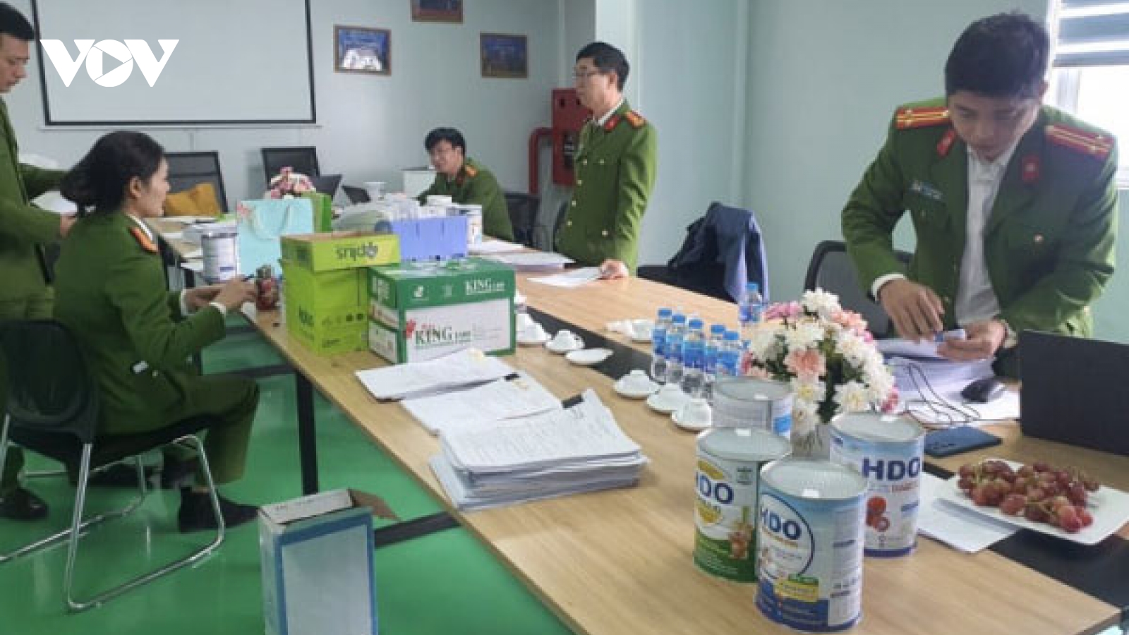 TP.HCM đồng loạt kiểm tra cơ sở sản xuất sữa sau vụ gần 600 sản phẩm sữa giả