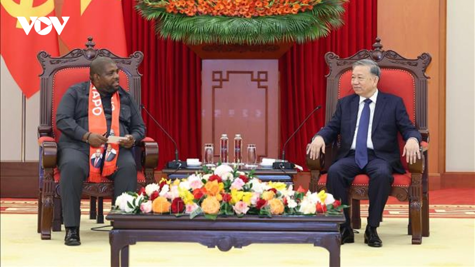 Tổng Bí thư Tô Lâm tiếp Tổng Thư ký Đảng Mặt trận giải phóng Mozambique