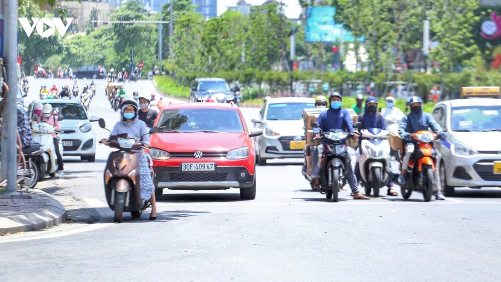 Thời tiết hôm nay 23/4: Bắc Bộ có nơi nắng nóng trên 35 độ C