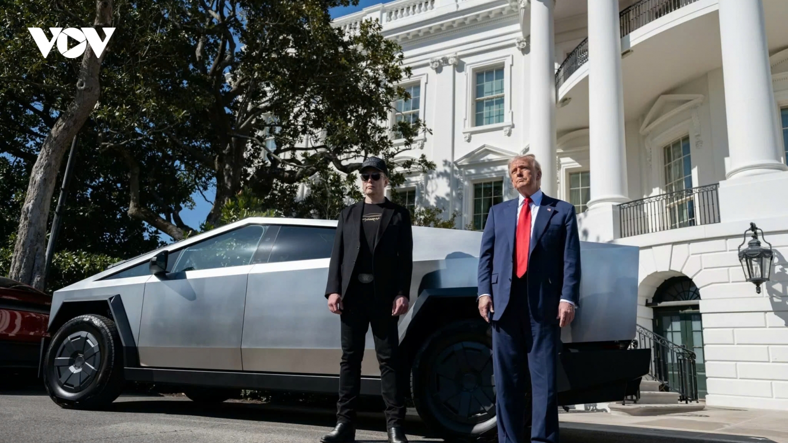 Tổng thống Mỹ Donald Trump: "Tôi không quan tâm" nếu giá xe tăng do thuế quan