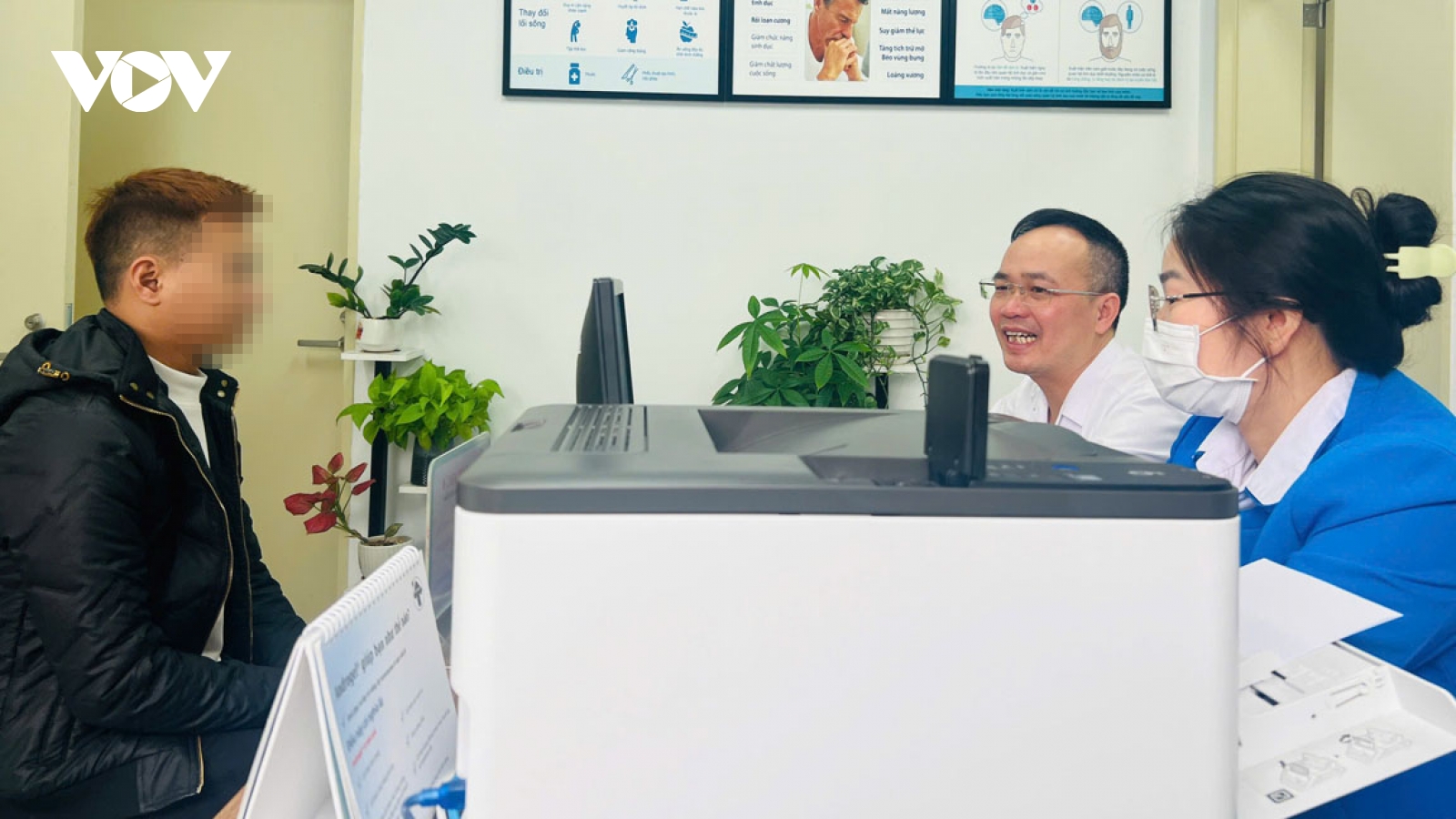 Nam thanh niên tự cắt "của quý", bác sĩ nối lại thành công nhờ kỹ thuật vi phẫu