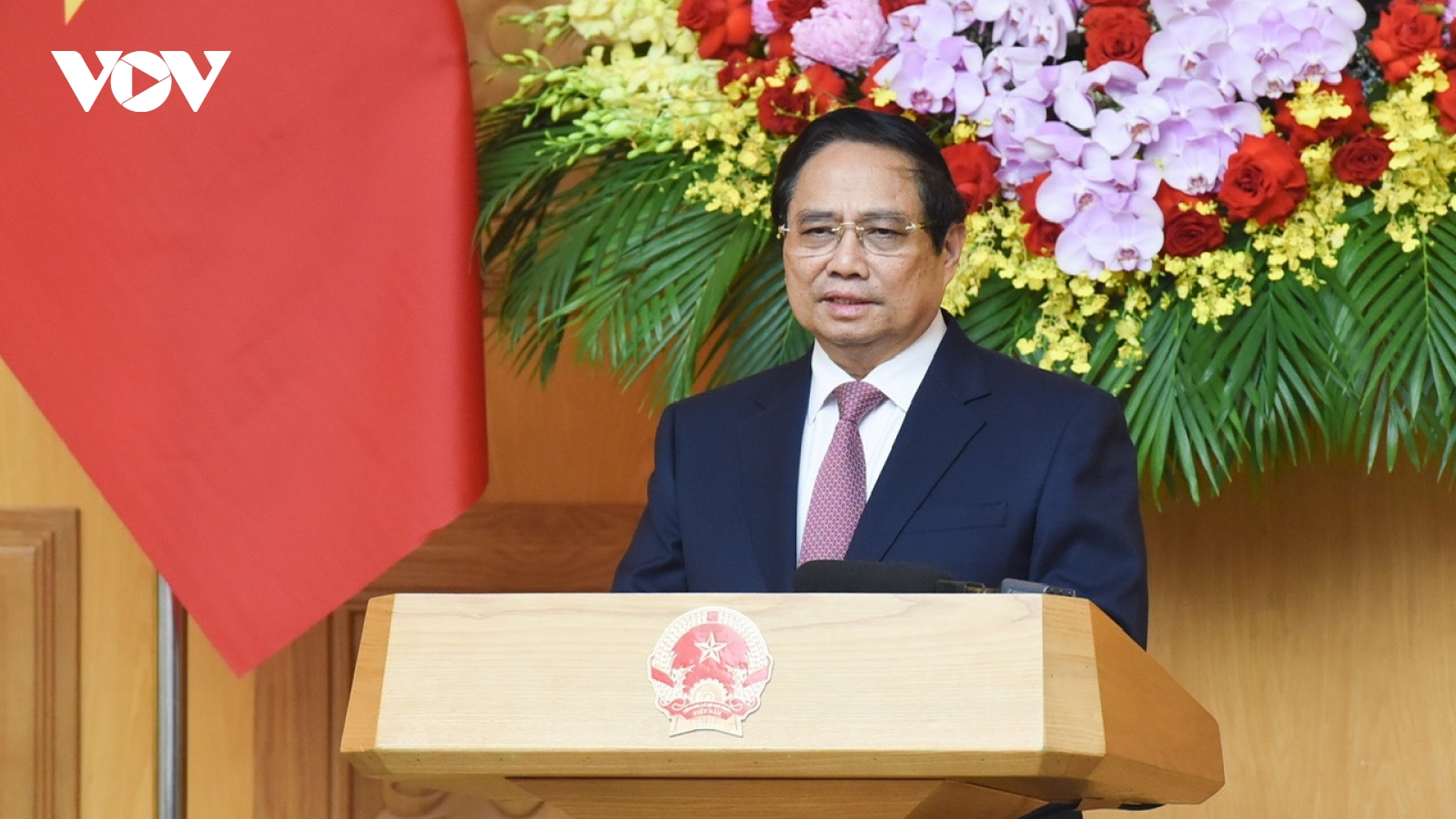 Thủ tướng: Sắp xếp trung tâm y tế, trường học phải đảm bảo thuận lợi cho người dân