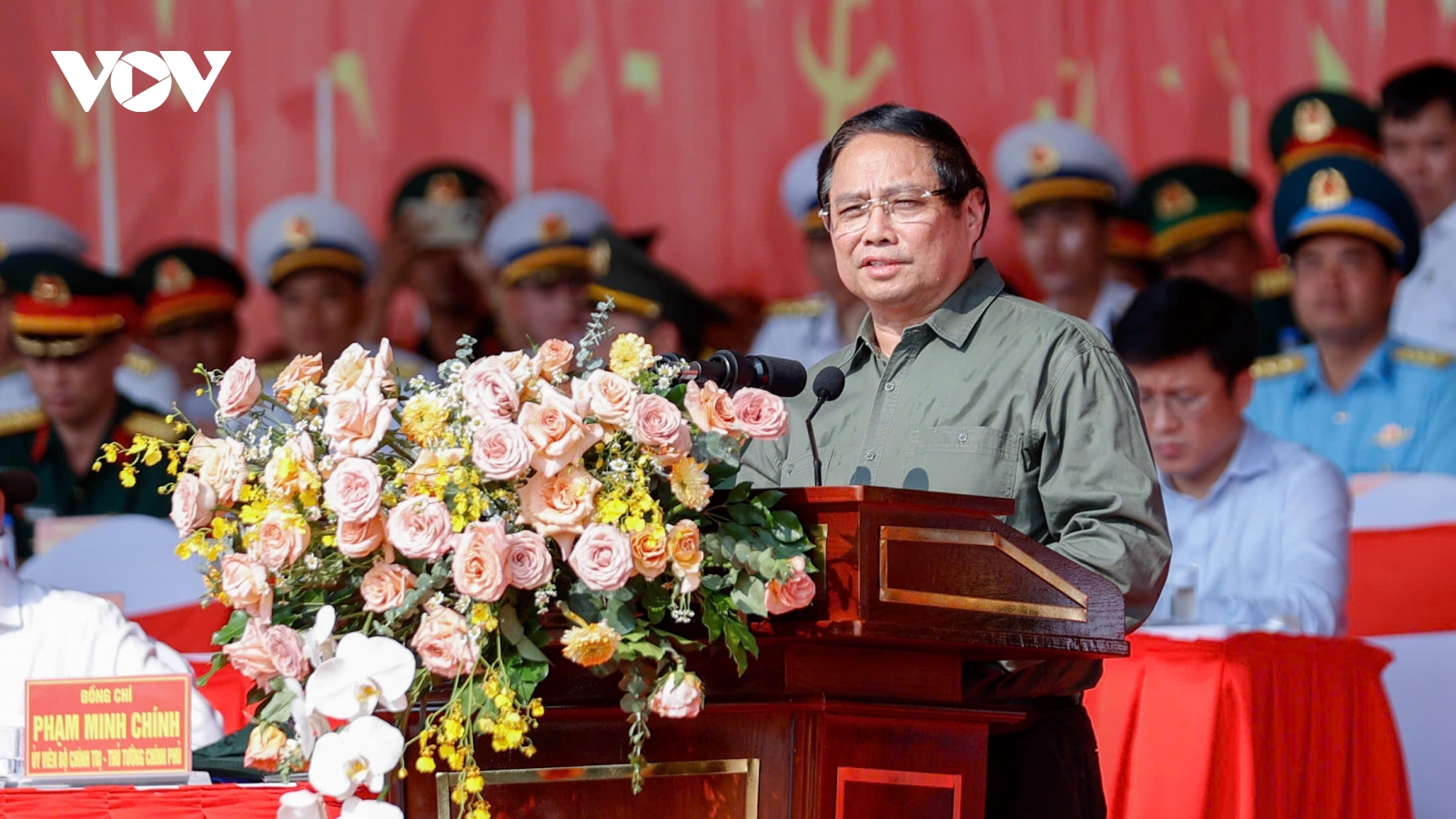 Thủ tướng Chính phủ: Các đồng chí đã "luyện bước đi, rèn ý chí, nghìn người như một"