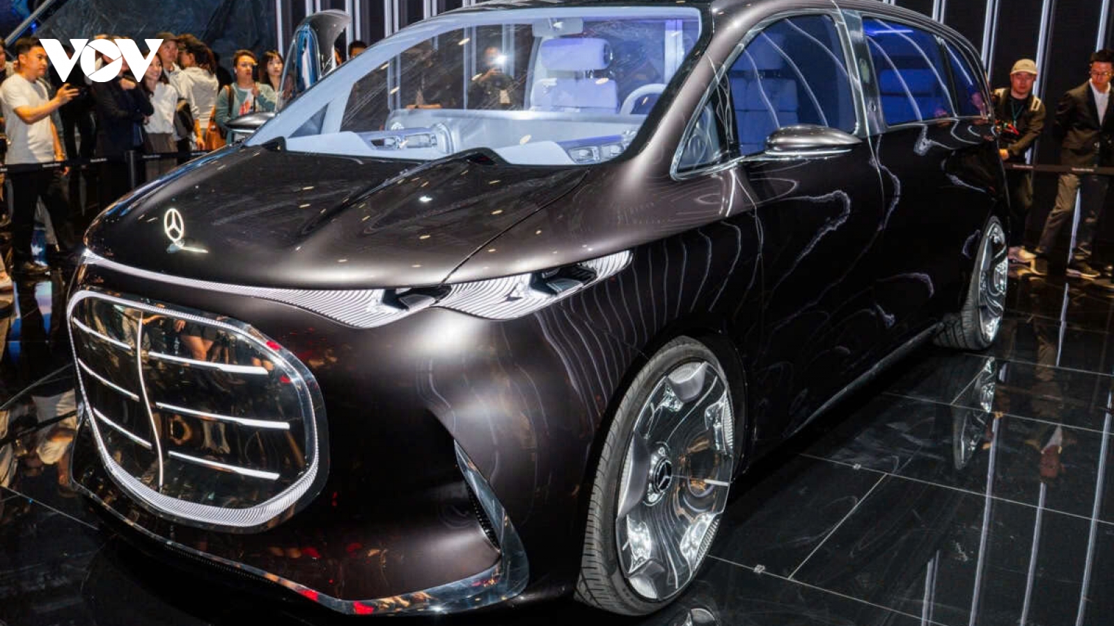 Mercedes-Benz Vision V Concept: mẫu xe van điện hạng sang với thiết kế lạ mắt