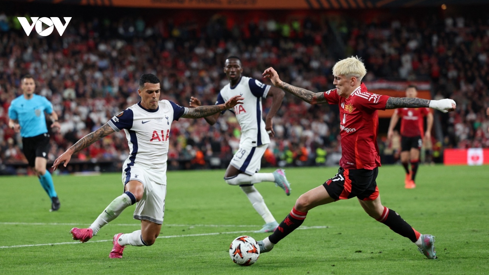 Tottenham hạ gục MU để đăng quang ngôi vô địch Cúp C2 châu Âu 2024/2025